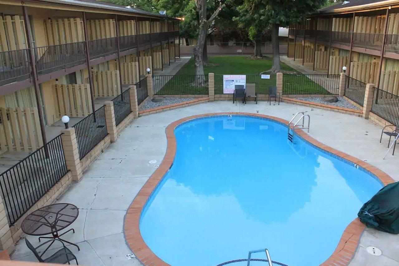Menifee Inn Exterior photo