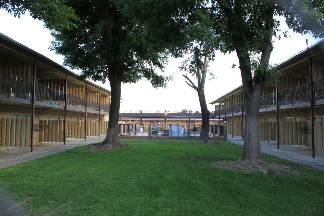 Menifee Inn Exterior photo